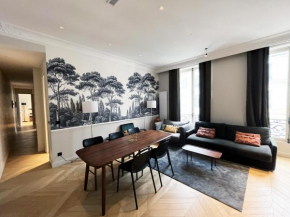 141 - Urban Beautiful Flat near Champs-Elysees